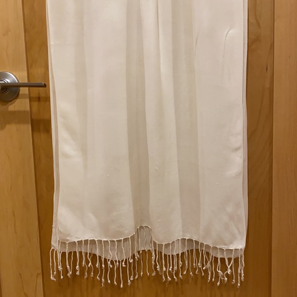 White Pashmina-Style Scarf - Picture 7 of 8